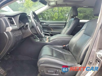 Zdjęcie 7 z 12 samochodu: 2017 TOYOTA HIGHLANDER HYBRID LIMITED VIN:5TDDGRFH8HS024649 - miniatura