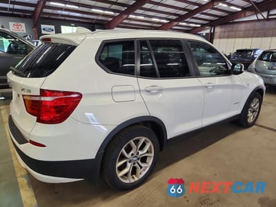 Trzecie zdjęcie samochodu z tyłu: 2013 BMW X3 XDRIVE28I VIN:5UXWX9C57D0A32663 - miniatura