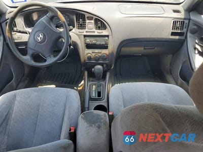Zdjęcie 8 z 12 samochodu: 2006 HYUNDAI ELANTRA GLS VIN:KMHDN46DX6U266644 - miniatura