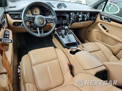 Zdjęcie 8 z 13 samochodu: 2024 PORSCHE MACAN S VIN:WP1AG2A56RLB36830 - miniatura