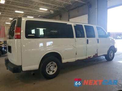 Trzecie zdjęcie samochodu z tyłu: 2011 CHEVROLET EXPRESS G3500 LS VIN:1GNZGZHG4B1101880 - miniatura