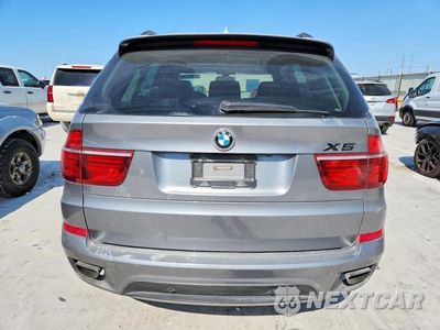Zdjęcie 6 z 13 samochodu: 2013 BMW X5 XDRIVE50I VIN:5UXZV8C51D0C16672 - miniatura