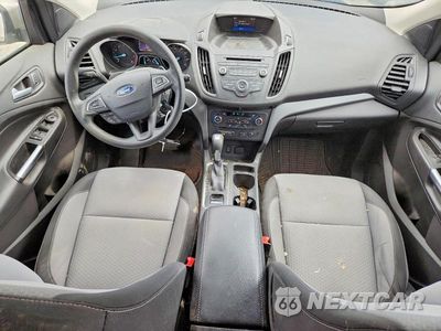 Zdjęcie 8 z 13 samochodu: 2017 FORD ESCAPE SE VIN:1FMCU9GD0HUC81019 - miniatura