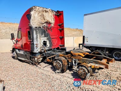 Drugie zdjęcie samochodu z przodu: 2018 FREIGHTLINER CASCADIA 125 SEMI TRUCK VIN:3AKJGLDR8JSJE9338 - miniatura