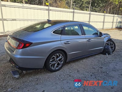 Trzecie zdjęcie samochodu z tyłu: 2021 HYUNDAI SONATA SEL VIN:5NPEF4JA3MH090207 - miniatura