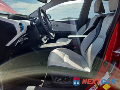 Zdjęcie 7 z 12 samochodu: 2018 TOYOTA PRIUS PRIME ADVANCED VIN:JTDKARFP1J3070542 - miniatura