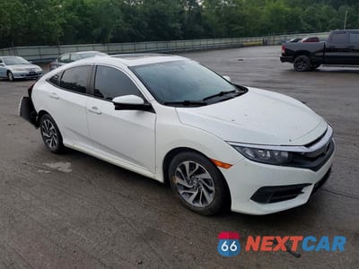 Czwarte zdjęcie samochodu z boku: 2018 HONDA CIVIC EX VIN:2HGFC2F71JH541378 - miniatura