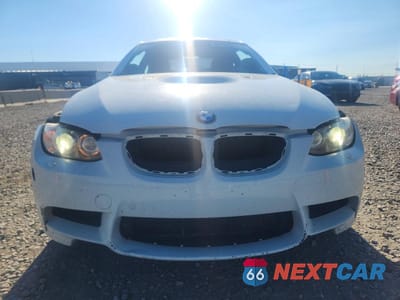 Piąte zdjęcie samochodu w środku: 2009 BMW M3 VIN:WBSWD93569P361806 - miniatura