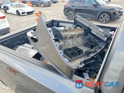 Zdjęcie 12 z 13 samochodu: 2026 NISSAN FRONTIER PRO-4X VIN:1N6ED1EK2TN601943 - miniatura
