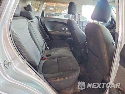 Zdjęcie 10 z 12 samochodu: 2019 KIA SOUL + VIN:KNDJP3A52K7656173 - miniatura