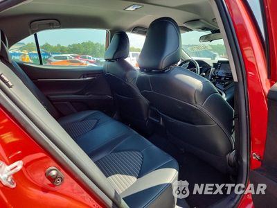 Zdjęcie 10 z 12 samochodu: 2021 TOYOTA CAMRY SE VIN:4T1G11AK4MU472505 - miniatura