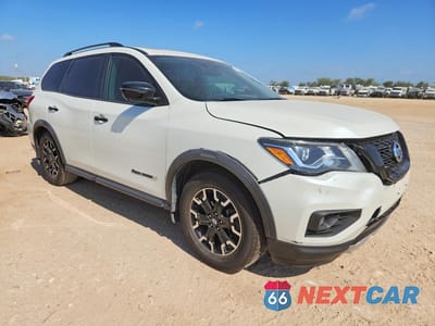 Czwarte zdjęcie samochodu z boku: 2020 NISSAN PATHFINDER SL VIN:5N1DR2CN7LC645530 - miniatura