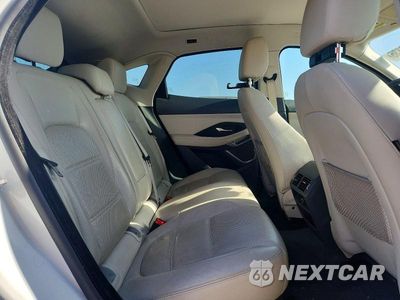 Zdjęcie 11 z 13 samochodu: 2020 JAGUAR E-PACE SE VIN:SADFP2FX1L1Z81013 - miniatura