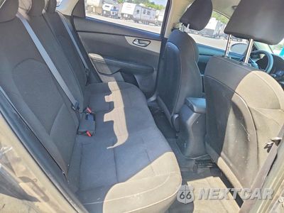 Zdjęcie 10 z 12 samochodu: 2020 KIA FORTE VIN:3KPF24AD6LE223782 - miniatura