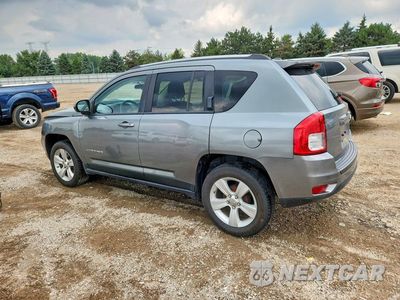 Drugie zdjęcie samochodu z przodu: 2013 JEEP COMPASS LATITUDE VIN:1C4NJCEB9DD102832 - miniatura