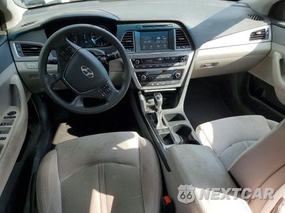 Zdjęcie 8 z 12 samochodu: 2017 HYUNDAI SONATA SE VIN:5NPE24AF5HH552456 - miniatura
