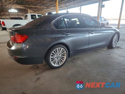 Trzecie zdjęcie samochodu z tyłu: 2015 BMW 328 XI SULEV VIN:WBA3B5G51FNS15563 - miniatura
