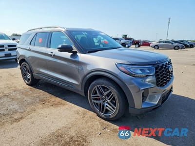 Czwarte zdjęcie samochodu z boku: 2025 FORD EXPLORER ST VIN:1FMWK8GC2SGA81494 - miniatura