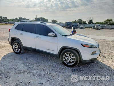 Czwarte zdjęcie samochodu z boku: 2016 JEEP CHEROKEE LATITUDE VIN:1C4PJLCB8GW165506 - miniatura