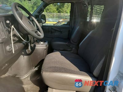 Zdjęcie 7 z 13 samochodu: 2024 GMC SAVANA G2500 VIN:1GTW7AFP0R1141531 - miniatura