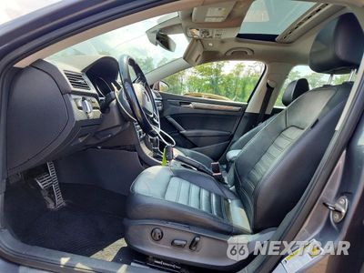 Zdjęcie 7 z 13 samochodu: 2017 VOLKSWAGEN PASSAT SEL PREMIUM VIN:1VWCT7A32HC031893 - miniatura