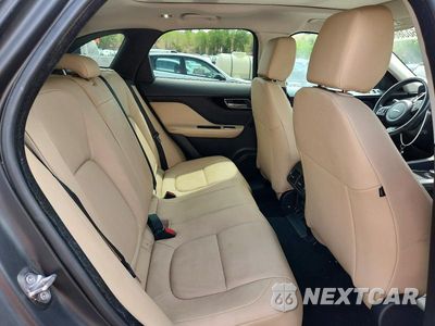 Zdjęcie 11 z 13 samochodu: 2017 JAGUAR F-PACE PREMIUM VIN:SADCJ2BV8HA882401 - miniatura