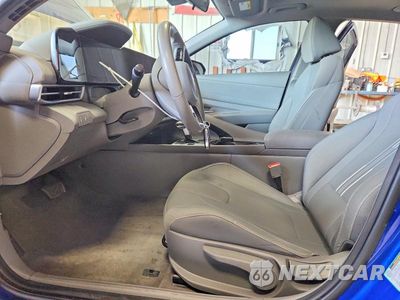 Zdjęcie 7 z 12 samochodu: 2025 HYUNDAI ELANTRA SEL VIN:KMHLS4DG8SU881351 - miniatura