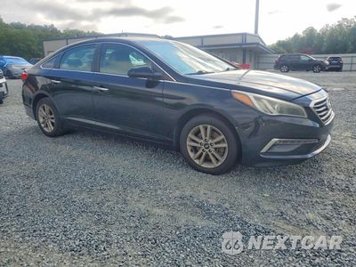 Czwarte zdjęcie samochodu z boku: 2015 HYUNDAI SONATA SE VIN:5NPE24AF1FH187075 - miniatura