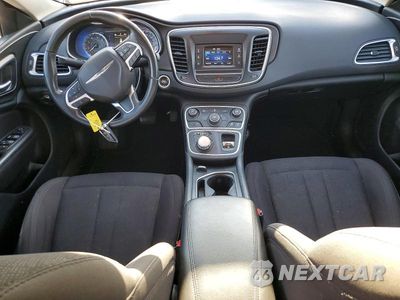 Zdjęcie 8 z 12 samochodu: 2015 CHRYSLER 200 LIMITED VIN:1C3CCCAB3FN720334 - miniatura