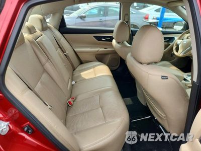 Zdjęcie 10 z 12 samochodu: 2017 NISSAN ALTIMA 3.5 SL VIN:1N4BL3AP2HC119987 - miniatura