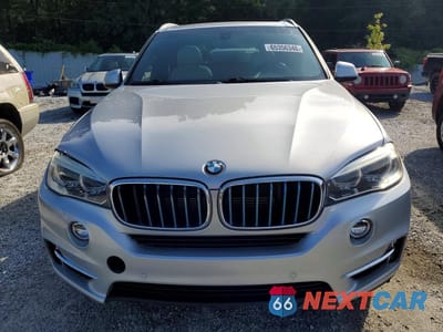 Piąte zdjęcie samochodu w środku: 2017 BMW X5 XDR40E VIN:5UXKT0C3XH0V96878 - miniatura
