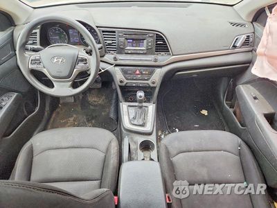 Zdjęcie 8 z 12 samochodu: 2018 HYUNDAI ELANTRA SE VIN:5NPD74LF1JH340413 - miniatura