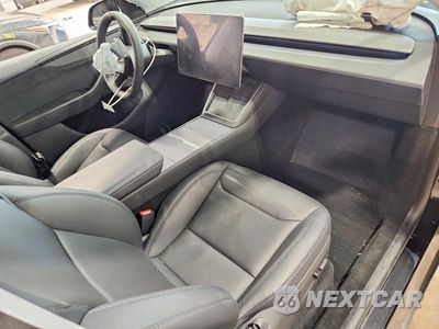 Zdjęcie 8 z 13 samochodu: 2026 TESLA MODEL Y VIN:7SAYGDEE9TF450409 - miniatura