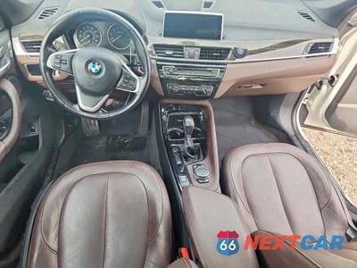 Zdjęcie 8 z 13 samochodu: 2016 BMW X1 XDRIVE28I VIN:WBXHT3C36GP881907 - miniatura