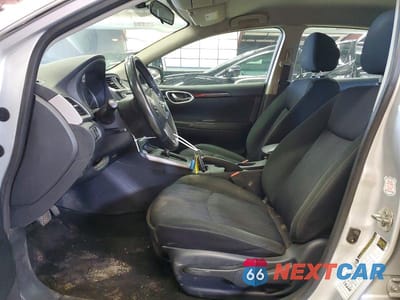 Zdjęcie 7 z 12 samochodu: 2019 NISSAN SENTRA SV VIN:3N1AB7AP1KY317560 - miniatura