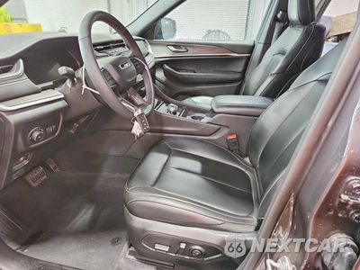 Zdjęcie 7 z 12 samochodu: 2025 JEEP GRAND CHEROKEE LIMITED VIN:1C4RJHBG2S8789575 - miniatura