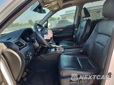 Zdjęcie 7 z 13 samochodu: 2020 HONDA PILOT EXL VIN:5FNYF5H54LB015749 - miniatura