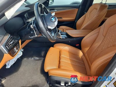Zdjęcie 7 z 12 samochodu: 2022 BMW 530 XI VIN:WBA13BJ09NWX57079 - miniatura