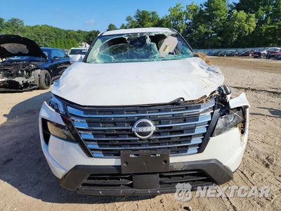 Piąte zdjęcie samochodu w środku: 2025 NISSAN ROGUE SV VIN:JN8BT3BB4SW413091 - miniatura