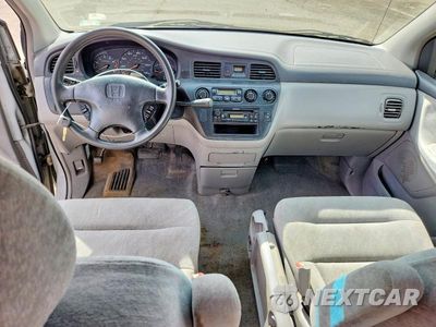 Zdjęcie 8 z 13 samochodu: 2001 HONDA ODYSSEY EX VIN:2HKRL186X1H604480 - miniatura