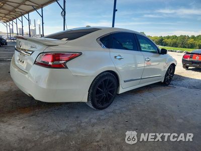 Trzecie zdjęcie samochodu z tyłu: 2015 NISSAN ALTIMA 3.5 SL VIN:1N4BL3AP5FC239067 - miniatura