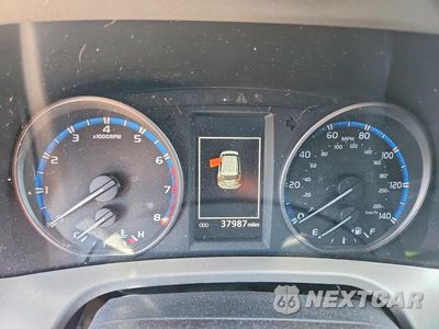 Zdjęcie 9 z 13 samochodu: 2018 TOYOTA RAV4 LE VIN:2T3BFREV9JW833275 - miniatura