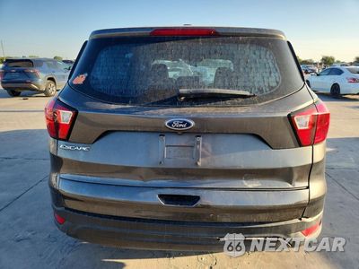 Zdjęcie 6 z 13 samochodu: 2019 FORD ESCAPE S VIN:1FMCU0F70KUB00970 - miniatura