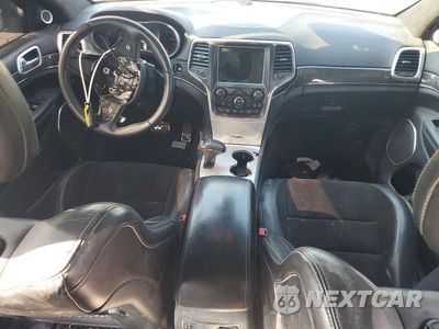 Zdjęcie 8 z 13 samochodu: 2015 JEEP GRAND CHEROKEE SRT-8 VIN:1C4RJFDJ1FC182227 - miniatura