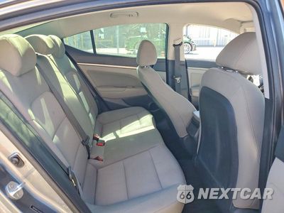 Zdjęcie 10 z 12 samochodu: 2018 HYUNDAI ELANTRA SEL VIN:5NPD84LF0JH356292 - miniatura
