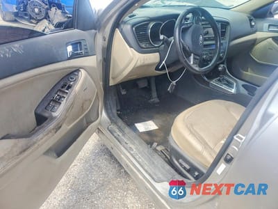 Zdjęcie 8 z 12 samochodu: 2012 KIA OPTIMA EX VIN:5XXGN4A77CG065692 - miniatura