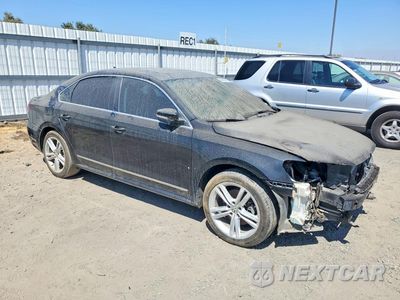 Czwarte zdjęcie samochodu z boku: 2014 VOLKSWAGEN PASSAT SEL VIN:1VWCM7A33EC050574 - miniatura