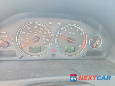 Zdjęcie 9 z 12 samochodu: 2004 VOLVO XC70 VIN:YV1SZ59H741147219 - miniatura