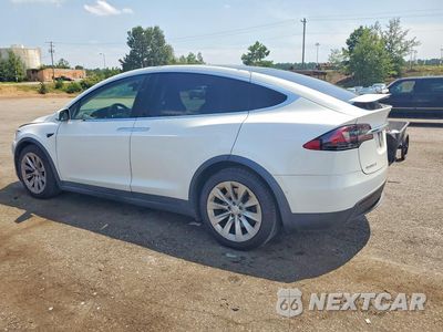 Drugie zdjęcie samochodu z przodu: 2017 TESLA MODEL X VIN:5YJXCBE24HF075955 - miniatura