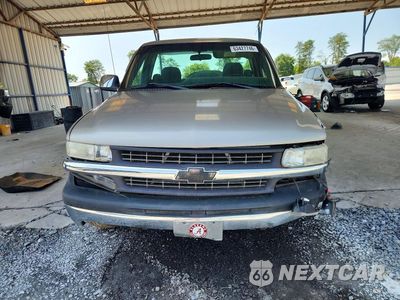 Piąte zdjęcie samochodu w środku: 2002 CHEVROLET SILVERADO C1500 VIN:1GCEC14V62Z299548 - miniatura